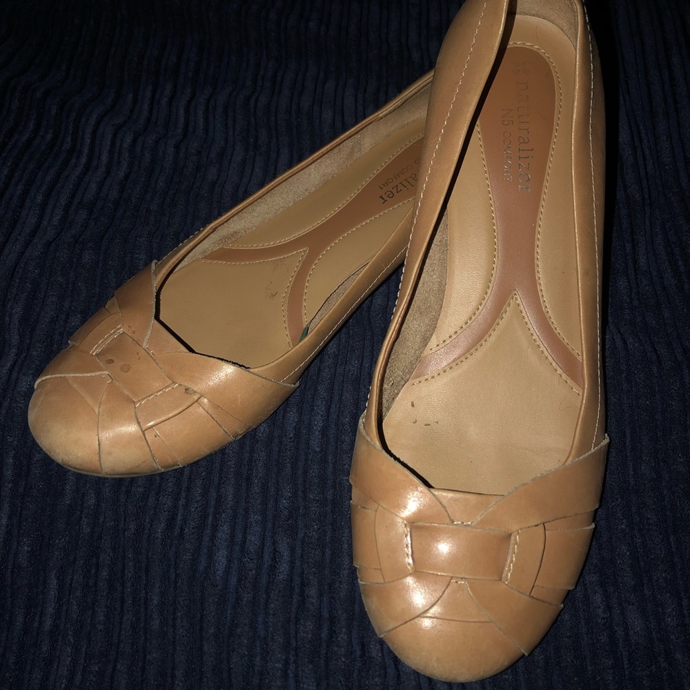 2/$15 Woman's Brown Leather Naturalizer Shoes